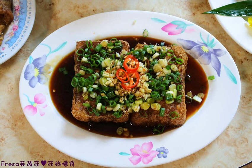 楠西景點│梅嶺梅仔雞賞梅趣「大眾餐廳」龜丹溫泉泡湯「天喜悅」梅嶺步道甜點咖啡「文山咖啡」窯烤披薩無菜