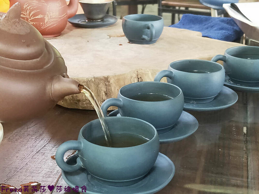 楠西景點│梅嶺梅仔雞賞梅趣「大眾餐廳」龜丹溫泉泡湯「天喜悅」梅嶺步道甜點咖啡「文山咖啡」窯烤披薩無菜