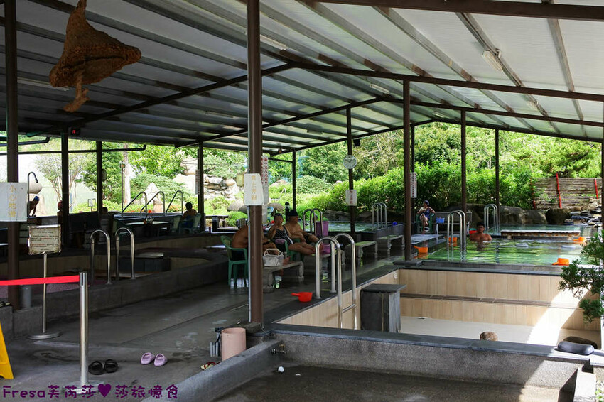 楠西景點│梅嶺梅仔雞賞梅趣「大眾餐廳」龜丹溫泉泡湯「天喜悅」梅嶺步道甜點咖啡「文山咖啡」窯烤披薩無菜