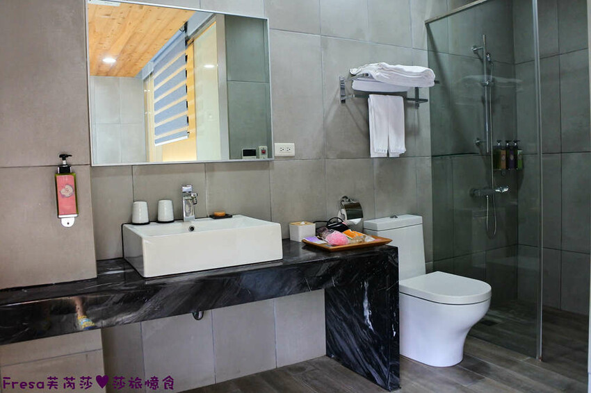 楠西景點│梅嶺梅仔雞賞梅趣「大眾餐廳」龜丹溫泉泡湯「天喜悅」梅嶺步道甜點咖啡「文山咖啡」窯烤披薩無菜