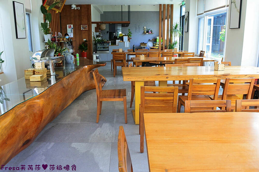 楠西景點│梅嶺梅仔雞賞梅趣「大眾餐廳」龜丹溫泉泡湯「天喜悅」梅嶺步道甜點咖啡「文山咖啡」窯烤披薩無菜