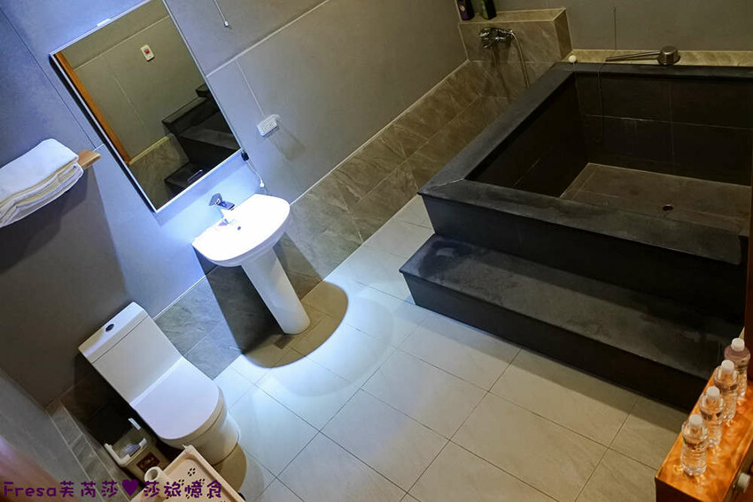 楠西景點│梅嶺梅仔雞賞梅趣「大眾餐廳」龜丹溫泉泡湯「天喜悅」梅嶺步道甜點咖啡「文山咖啡」窯烤披薩無菜