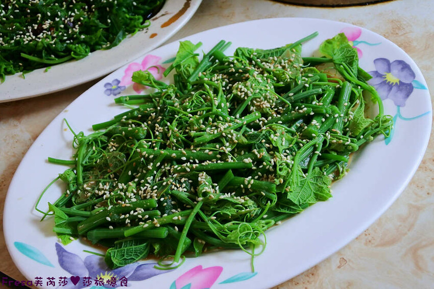 楠西景點│梅嶺梅仔雞賞梅趣「大眾餐廳」龜丹溫泉泡湯「天喜悅」梅嶺步道甜點咖啡「文山咖啡」窯烤披薩無菜