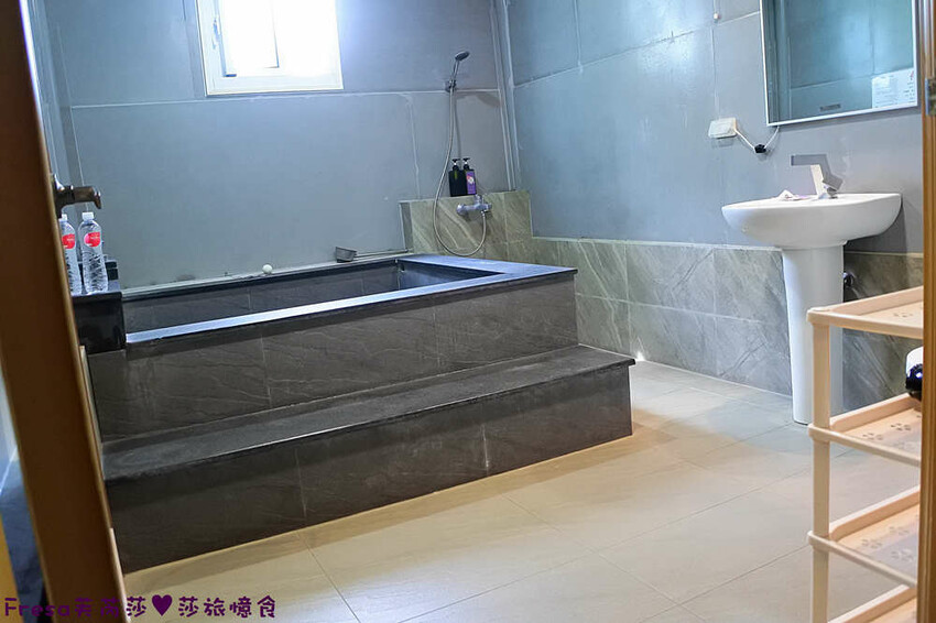 楠西景點│梅嶺梅仔雞賞梅趣「大眾餐廳」龜丹溫泉泡湯「天喜悅」梅嶺步道甜點咖啡「文山咖啡」窯烤披薩無菜