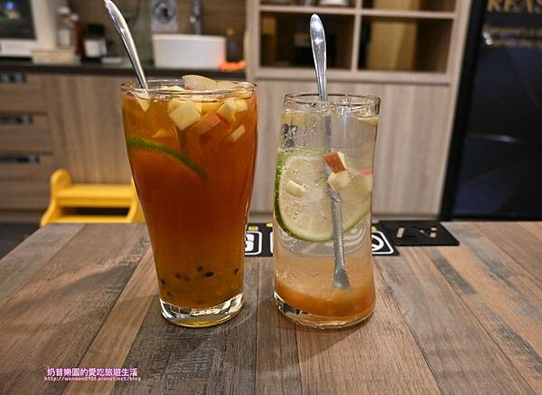 [台北內湖區]內湖不限時咖啡附插頭、包場出租會議首選～漫時生活咖啡館Leisure time-捷運港墘站