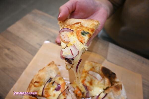 [台北內湖區]內湖不限時咖啡附插頭、包場出租會議首選～漫時生活咖啡館Leisure time-捷運港墘站