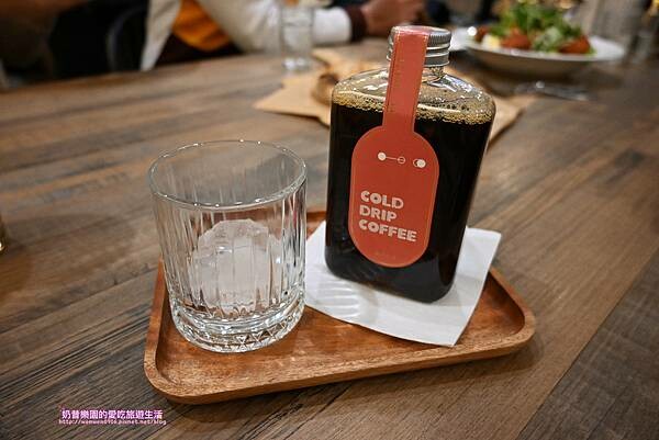 [台北內湖區]內湖不限時咖啡附插頭、包場出租會議首選～漫時生活咖啡館Leisure time-捷運港墘站