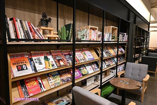 [台北內湖區]內湖不限時咖啡附插頭、包場出租會議首選～漫時生活咖啡館Leisure time-捷運港墘站