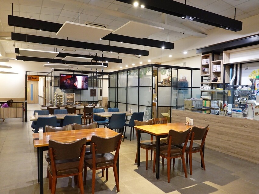 台北內湖—漫時生活Leisure time｜在百坪空間中享受義式菜色的慢與漫｜港墘站、西湖站、內科、麗山國小