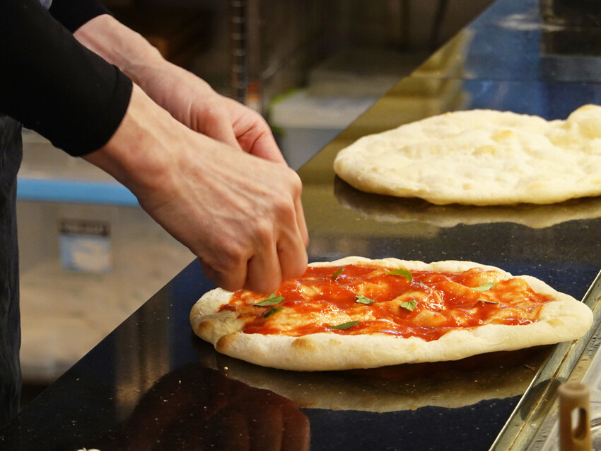 台北內湖—漫時生活Leisure time｜在百坪空間中享受義式菜色的慢與漫｜港墘站、西湖站、內科、麗山國小