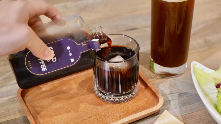 台北市內湖區[內湖美食] 漫時生活 內湖不限時咖啡廳｜港墘站聚餐首選！必吃現做窯烤披薩 珍奶鬆餅