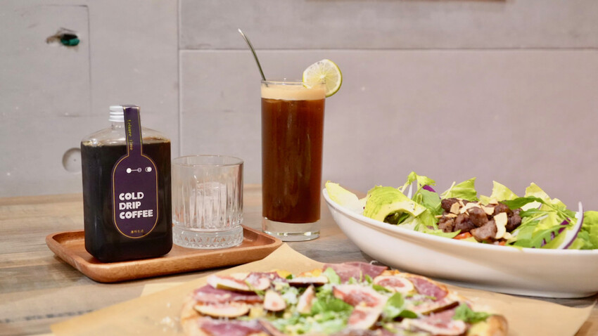 台北市內湖區[內湖美食] 漫時生活 內湖不限時咖啡廳｜港墘站聚餐首選！必吃現做窯烤披薩 珍奶鬆餅