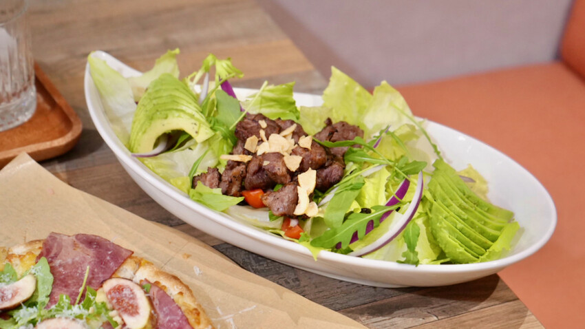 台北市內湖區[內湖美食] 漫時生活 內湖不限時咖啡廳｜港墘站聚餐首選！必吃現做窯烤披薩 珍奶鬆餅