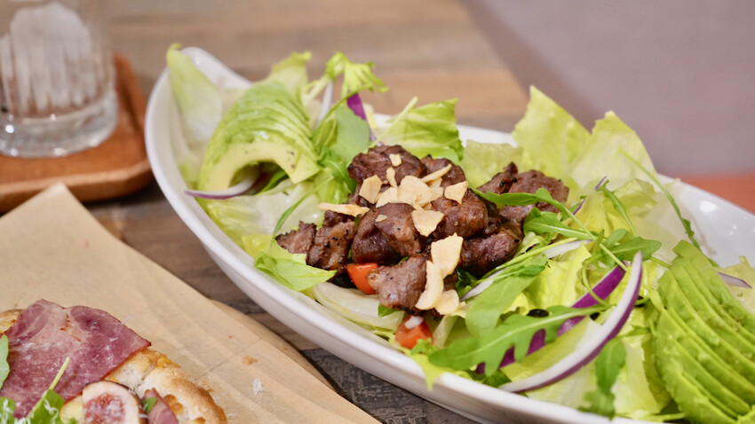 台北市內湖區[內湖美食] 漫時生活 內湖不限時咖啡廳｜港墘站聚餐首選！必吃現做窯烤披薩 珍奶鬆餅