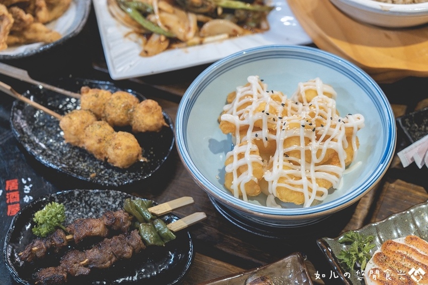 31炸麻吉串 鳳梨蝦球.jpg