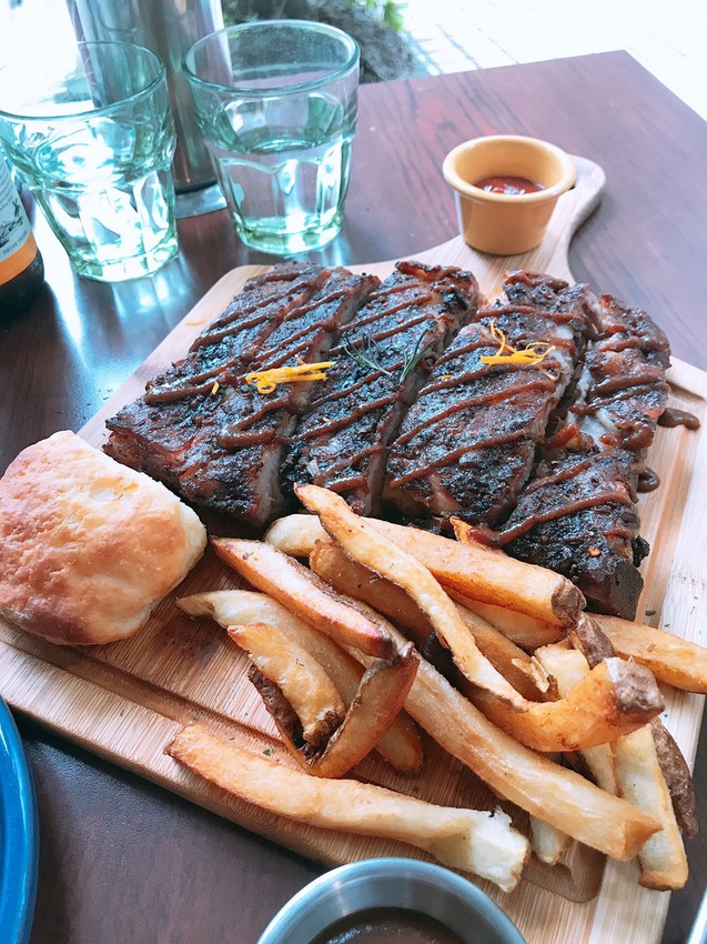 美式BBQ燒烤豬肋排一定要嚐嚐!  大人小孩都愛的美味餐廳 Eds Diner