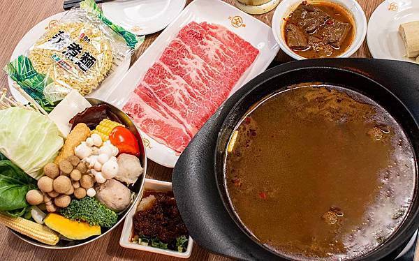 【台北美食】全火鍋-全聯第一家火鍋店新品牌,新鮮食材直送,美味品嚐的到!