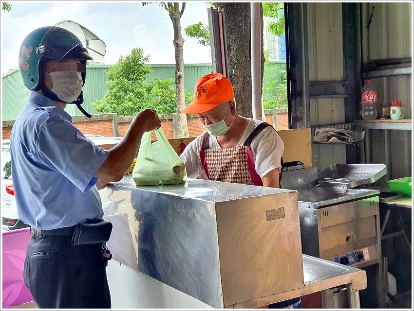 【桃園美食】大有便當．在地人激推，配菜不油膩，炸雞腿飯必點!