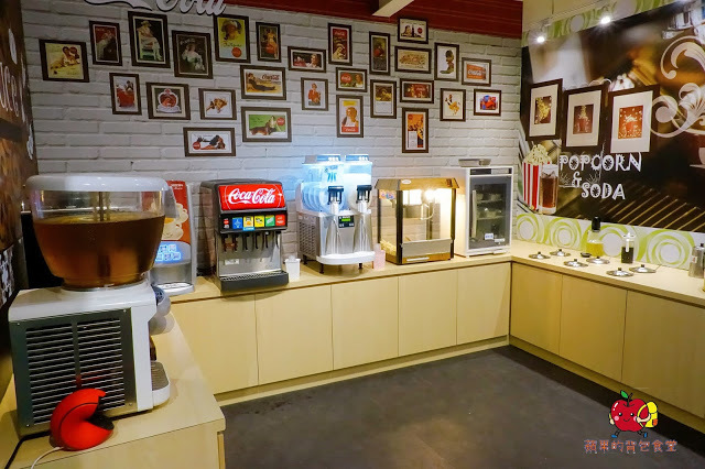 [食記] 新竹東區 - 甲黑哥 平價小火鍋 濃郁起司牛奶鍋香醇百搭 海鮮魚片鍋鮮甜份量足 飲料冰淇淋爆米花自助吧