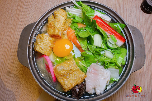 [食記] 新竹東區 - 甲黑哥 平價小火鍋 濃郁起司牛奶鍋香醇百搭 海鮮魚片鍋鮮甜份量足 飲料冰淇淋爆米花自助吧