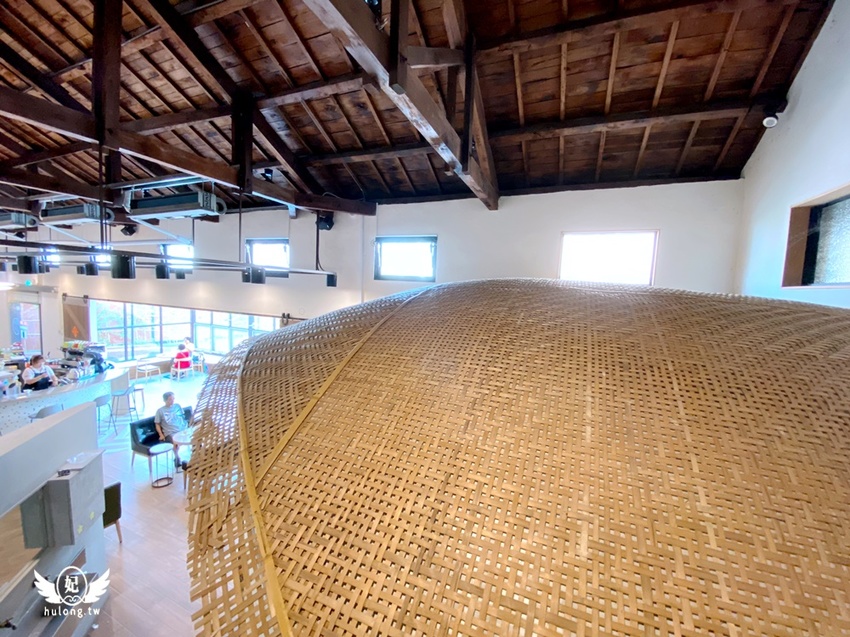 嘉義舊穀倉化身清新文青風咖啡廳| 新農豆食堂(菜單)嘉義美食! - 珍太妃旅遊親子生活