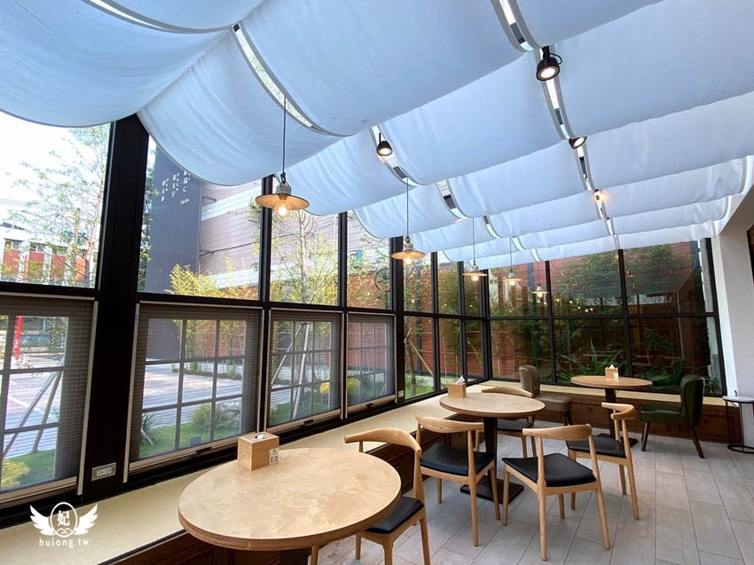 嘉義舊穀倉化身清新文青風咖啡廳| 新農豆食堂(菜單)嘉義美食! - 珍太妃旅遊親子生活