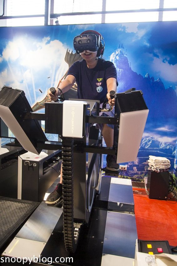 【台北景點】VR ZONE NEW TAIPEI虛擬實境遊樂園｜新莊宏匯廣場～不用飛日本！350坪遊戲大空間、12支黃金級遊戲IP等你來挑戰