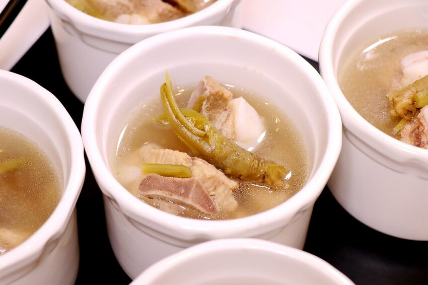 嘉義美食|嘉義群山咖啡宴-新悦花園酒店/小原婚宴餐廳/綠香茶園民宿/楓衣竹食/鄒風館/草行居蔬食餐廳