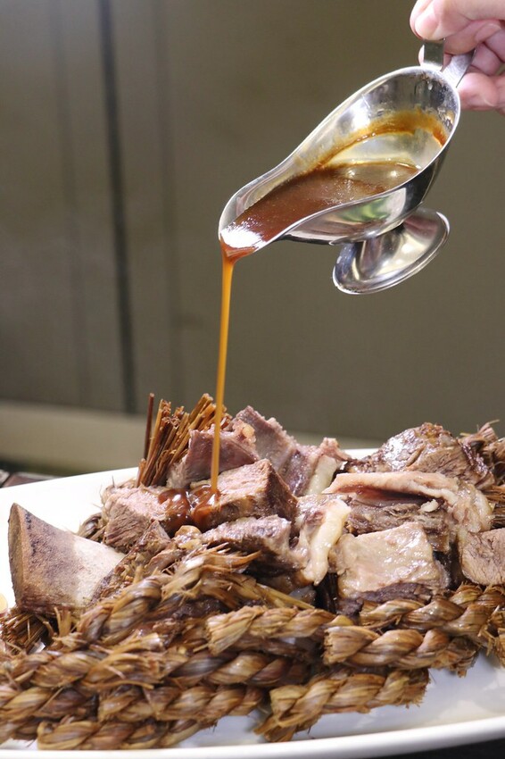 嘉義美食|嘉義群山咖啡宴-新悦花園酒店/小原婚宴餐廳/綠香茶園民宿/楓衣竹食/鄒風館/草行居蔬食餐廳