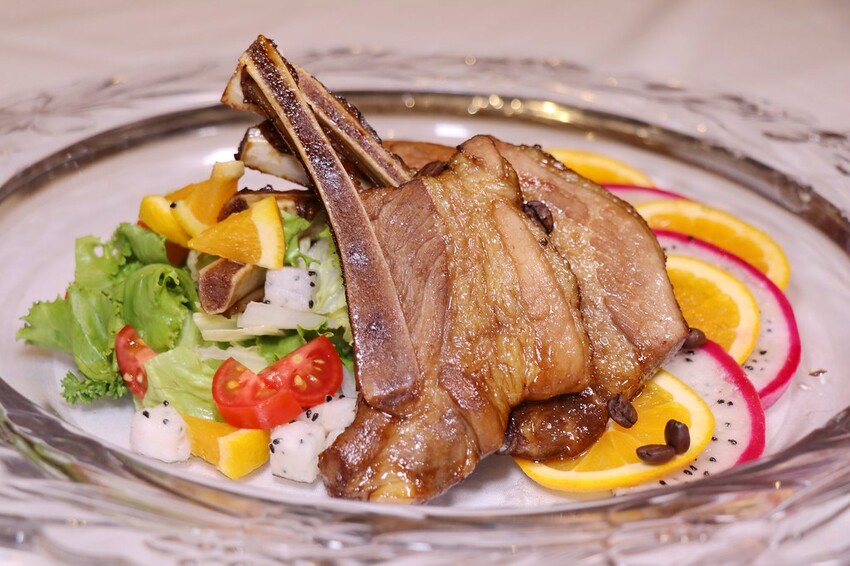 嘉義美食|嘉義群山咖啡宴-新悦花園酒店/小原婚宴餐廳/綠香茶園民宿/楓衣竹食/鄒風館/草行居蔬食餐廳