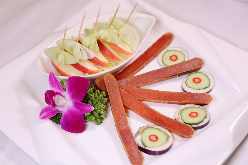 嘉義美食|嘉義群山咖啡宴-新悦花園酒店/小原婚宴餐廳/綠香茶園民宿/楓衣竹食/鄒風館/草行居蔬食餐廳