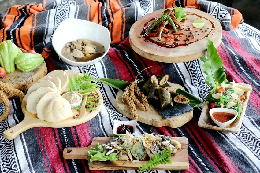 嘉義美食|嘉義群山咖啡宴-新悦花園酒店/小原婚宴餐廳/綠香茶園民宿/楓衣竹食/鄒風館/草行居蔬食餐廳