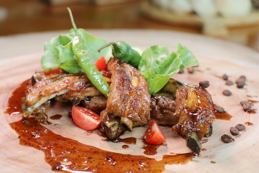 嘉義美食|嘉義群山咖啡宴-新悦花園酒店/小原婚宴餐廳/綠香茶園民宿/楓衣竹食/鄒風館/草行居蔬食餐廳