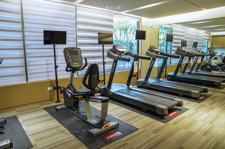 【嘉義西區｜住宿】新悦花園酒店。嘉義親子飯店推薦，寵物友善設有寵物旅館，多種親子設施，早餐有火雞肉飯