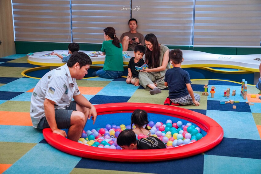 【嘉義西區｜住宿】新悦花園酒店。嘉義親子飯店推薦，寵物友善設有寵物旅館，多種親子設施，早餐有火雞肉飯