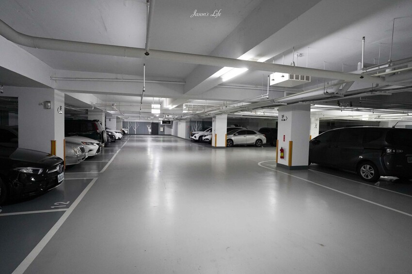 【嘉義西區｜住宿】新悦花園酒店。嘉義親子飯店推薦，寵物友善設有寵物旅館，多種親子設施，早餐有火雞肉飯