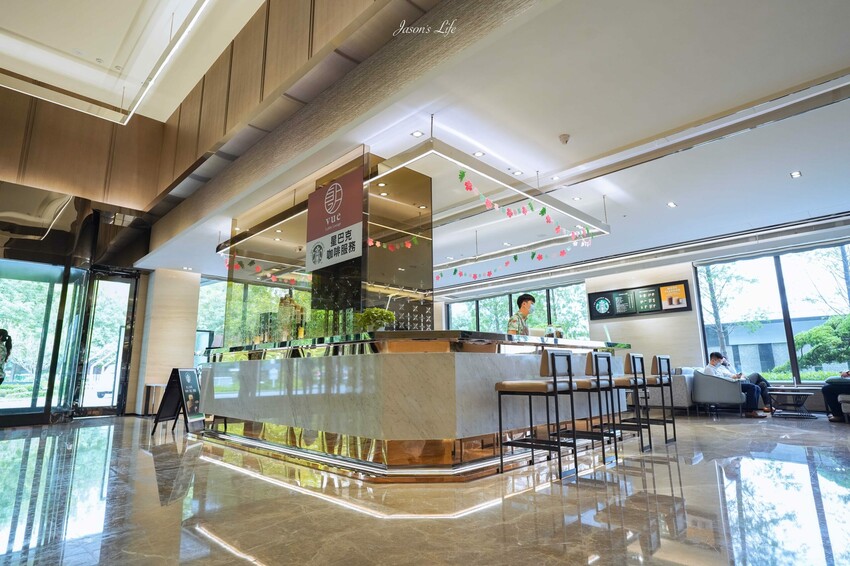 【嘉義西區｜住宿】新悦花園酒店。嘉義親子飯店推薦，寵物友善設有寵物旅館，多種親子設施，早餐有火雞肉飯