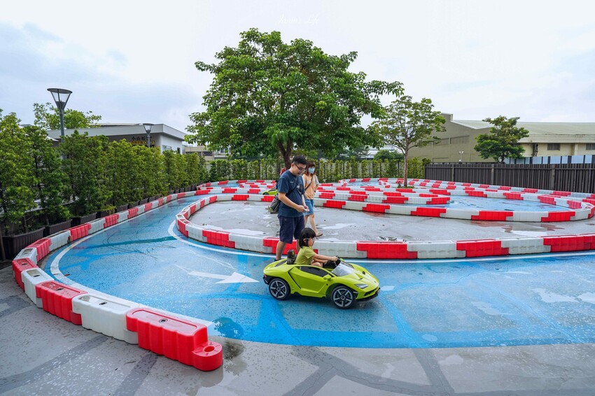【嘉義西區｜住宿】新悦花園酒店。嘉義親子飯店推薦，寵物友善設有寵物旅館，多種親子設施，早餐有火雞肉飯