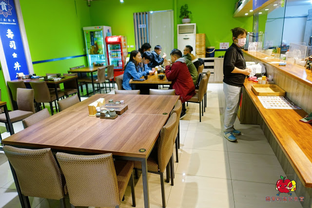 [壽司 丼飯] 新竹 賞壽司 - 充滿起司奶香又帶芥末味的龍蝦舞Pizza壽司 桑脆山藥搭配明太子鮭魚卵 入口即化的鮮嫩比目魚鰭邊肉