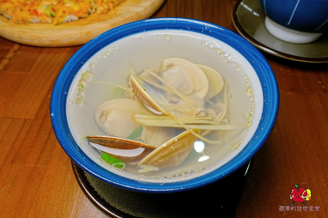 [壽司 丼飯] 新竹 賞壽司 - 充滿起司奶香又帶芥末味的龍蝦舞Pizza壽司 桑脆山藥搭配明太子鮭魚卵 入口即化的鮮嫩比目魚鰭邊肉