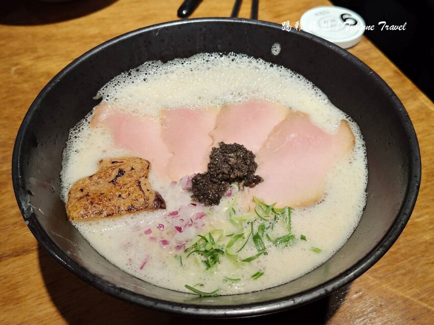 捷運公館站拉麵吃到飽！墨洋拉麵無限加麵吃到飽，激推干貝系 黑松露口味。