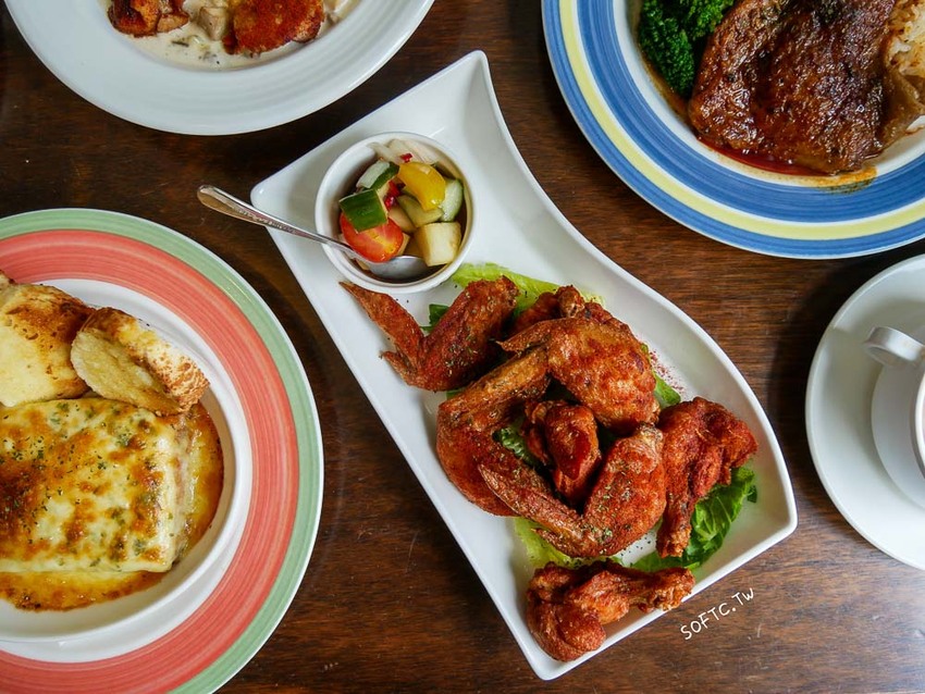 公館咖啡廳》Cafe Bastille台大●咖啡廳入夜更熱鬧!台大咖啡廳搖身一變小餐酒館 有包廂不限時台大咖啡廳好去處 - 軟西，遊記