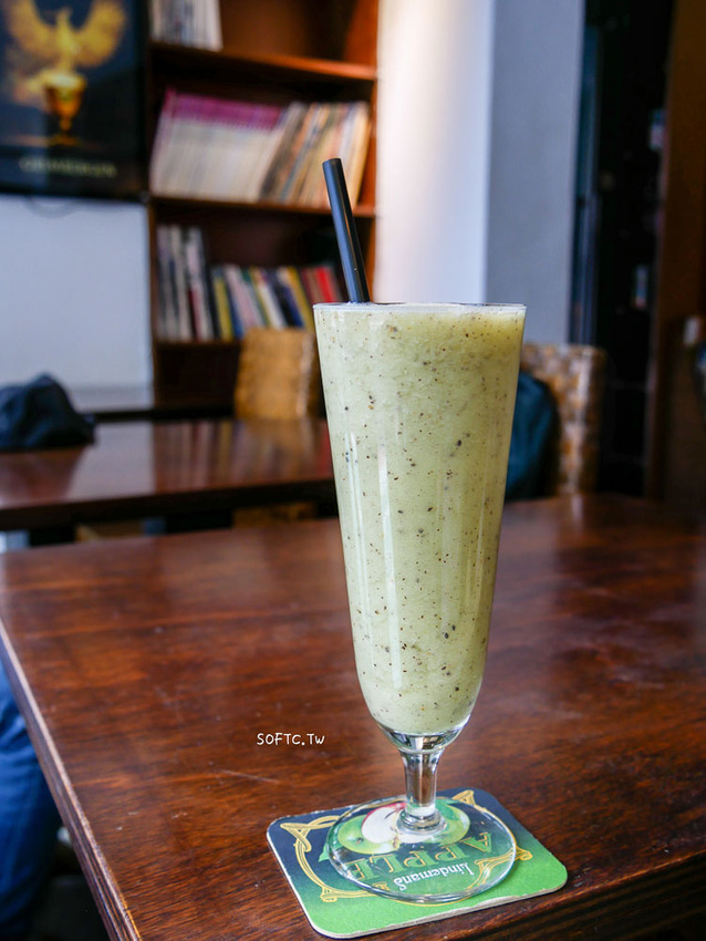 公館咖啡廳》Cafe Bastille台大●咖啡廳入夜更熱鬧!台大咖啡廳搖身一變小餐酒館 有包廂不限時台大咖啡廳好去處 - 軟西，遊記