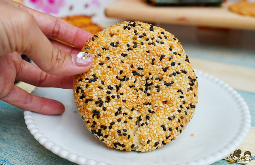 台中高雄伴手禮 美食 手信 必買 零食 餅乾 好吃 唰嘴 太陽餅 得獎 冠軍
