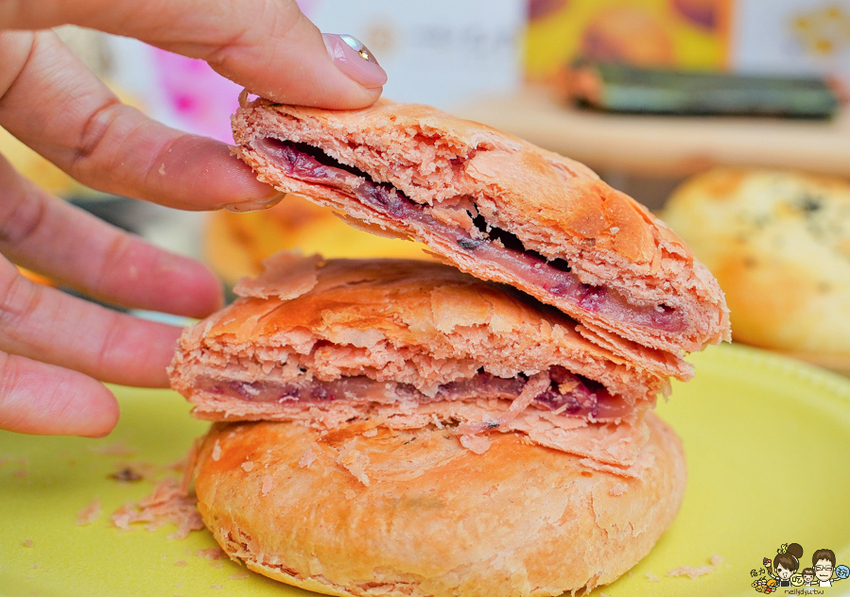 台中高雄伴手禮 美食 手信 必買 零食 餅乾 好吃 唰嘴 太陽餅 得獎 冠軍