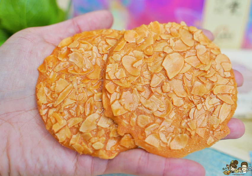 台中高雄伴手禮 美食 手信 必買 零食 餅乾 好吃 唰嘴 太陽餅 得獎 冠軍