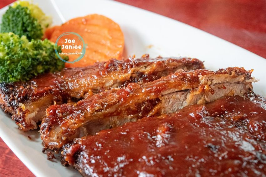 大溪最道地德國菜【德意的店】外酥內嫩豬腳｜超大份豬肋排｜多汁彈牙德國香腸 – 潔妮食旅生活