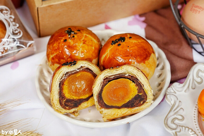 大里蛋黃酥
