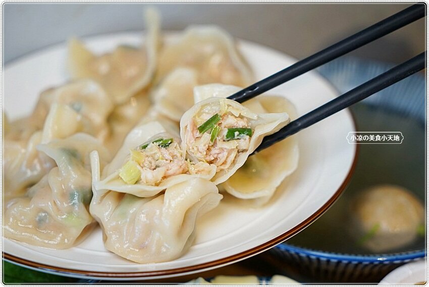 麵容餃好║在地人氣復古文青麵館只要銅板價！時光機帶你吃，國宴粄條、傳統麵食、現包手工水餃、小菜，愛麵族必收！