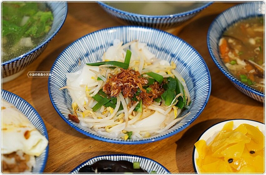 麵容餃好║在地人氣復古文青麵館只要銅板價！時光機帶你吃，國宴粄條、傳統麵食、現包手工水餃、小菜，愛麵族必收！